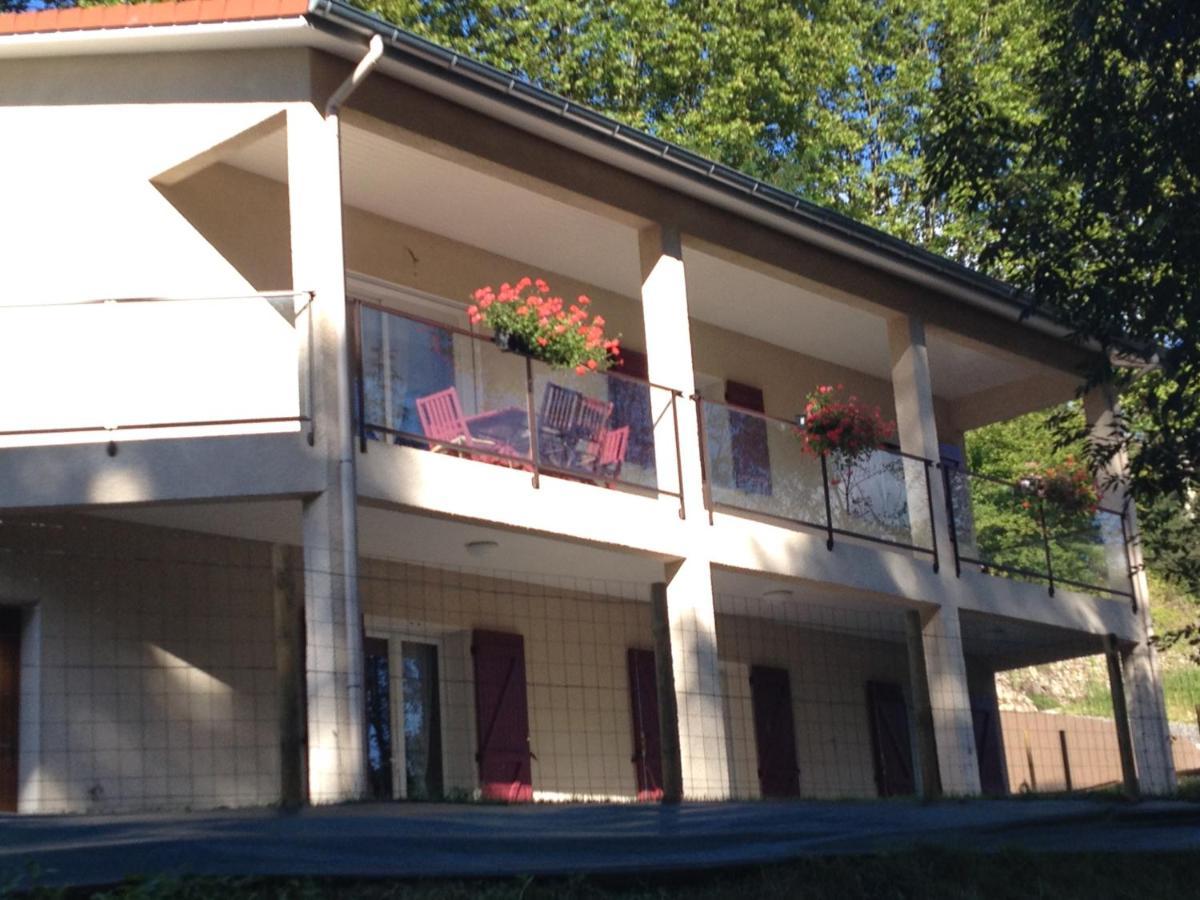 Le Mas De Servant Roulottes Et Chambres D'Hotes Auberives-en-Royans Buitenkant foto