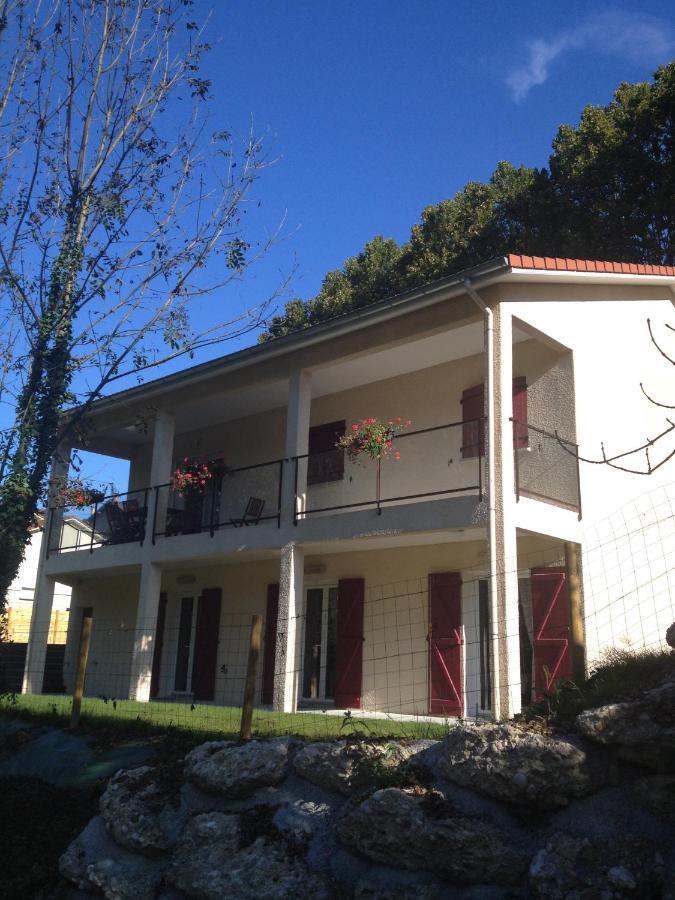Le Mas De Servant Roulottes Et Chambres D'Hotes Auberives-en-Royans Buitenkant foto