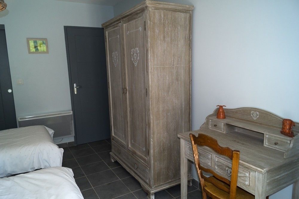 Le Mas De Servant Roulottes Et Chambres D'Hotes Auberives-en-Royans Buitenkant foto